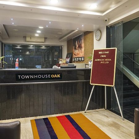 Super Townhouse Oak Sr Hotel Wakad Pune Exterior photo